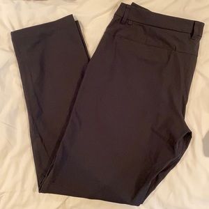 Lululemon Commission pant - size 38